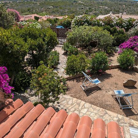Villa Vista Mare Cala Ginepro Punta Molara Eksteriør billede