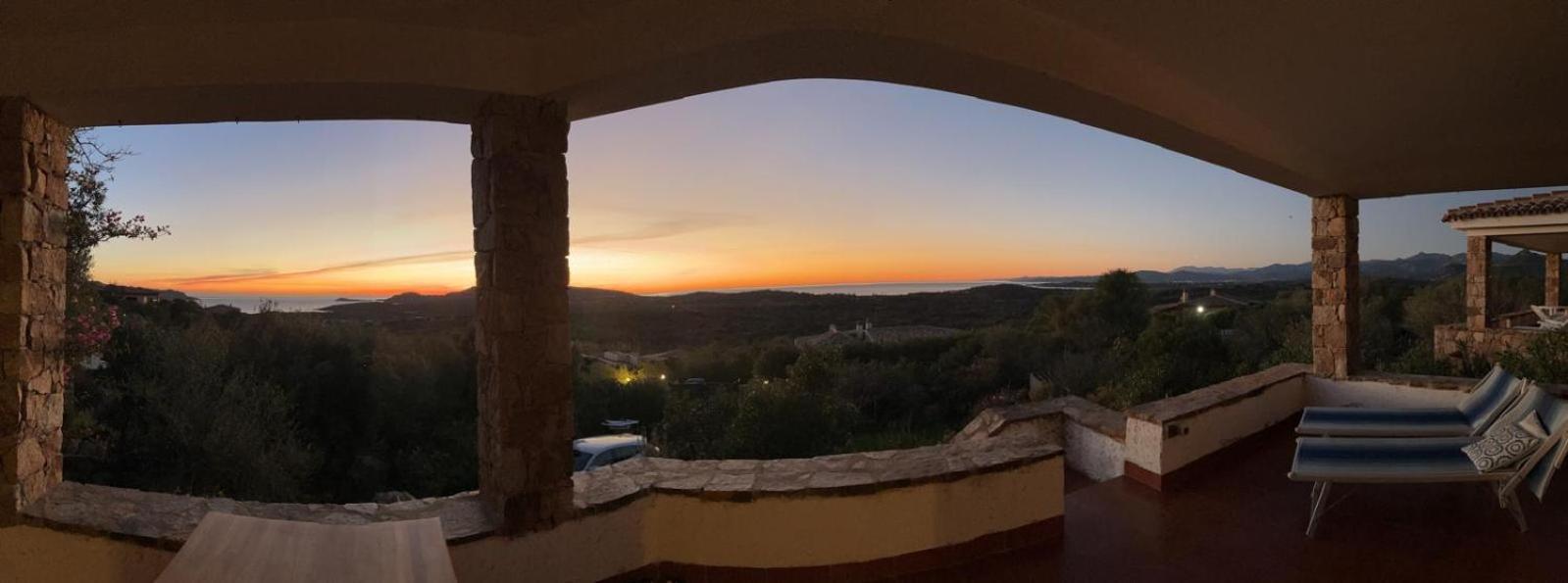 Villa Vista Mare Cala Ginepro Punta Molara Eksteriør billede