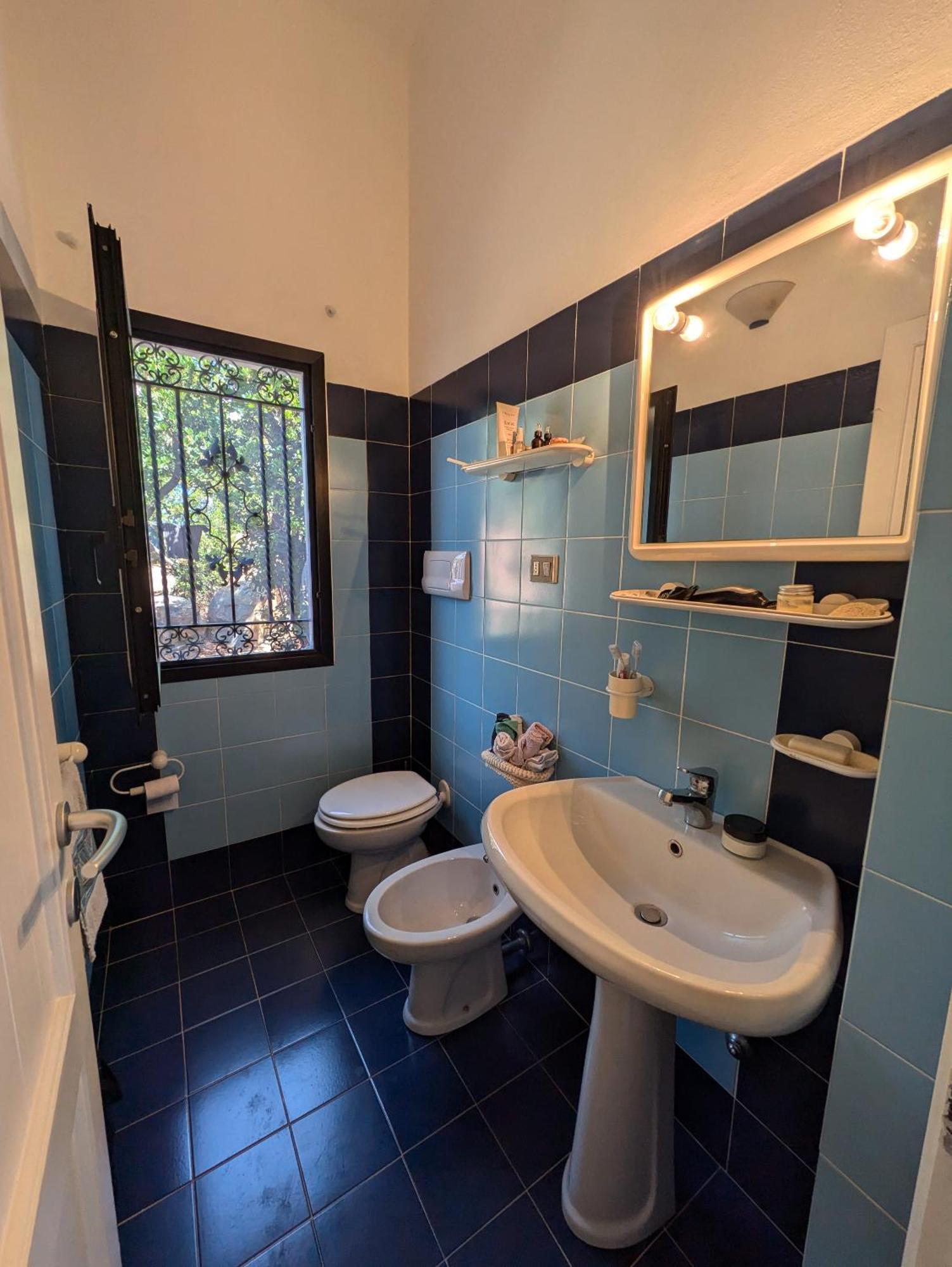 Villa Vista Mare Cala Ginepro Punta Molara Eksteriør billede