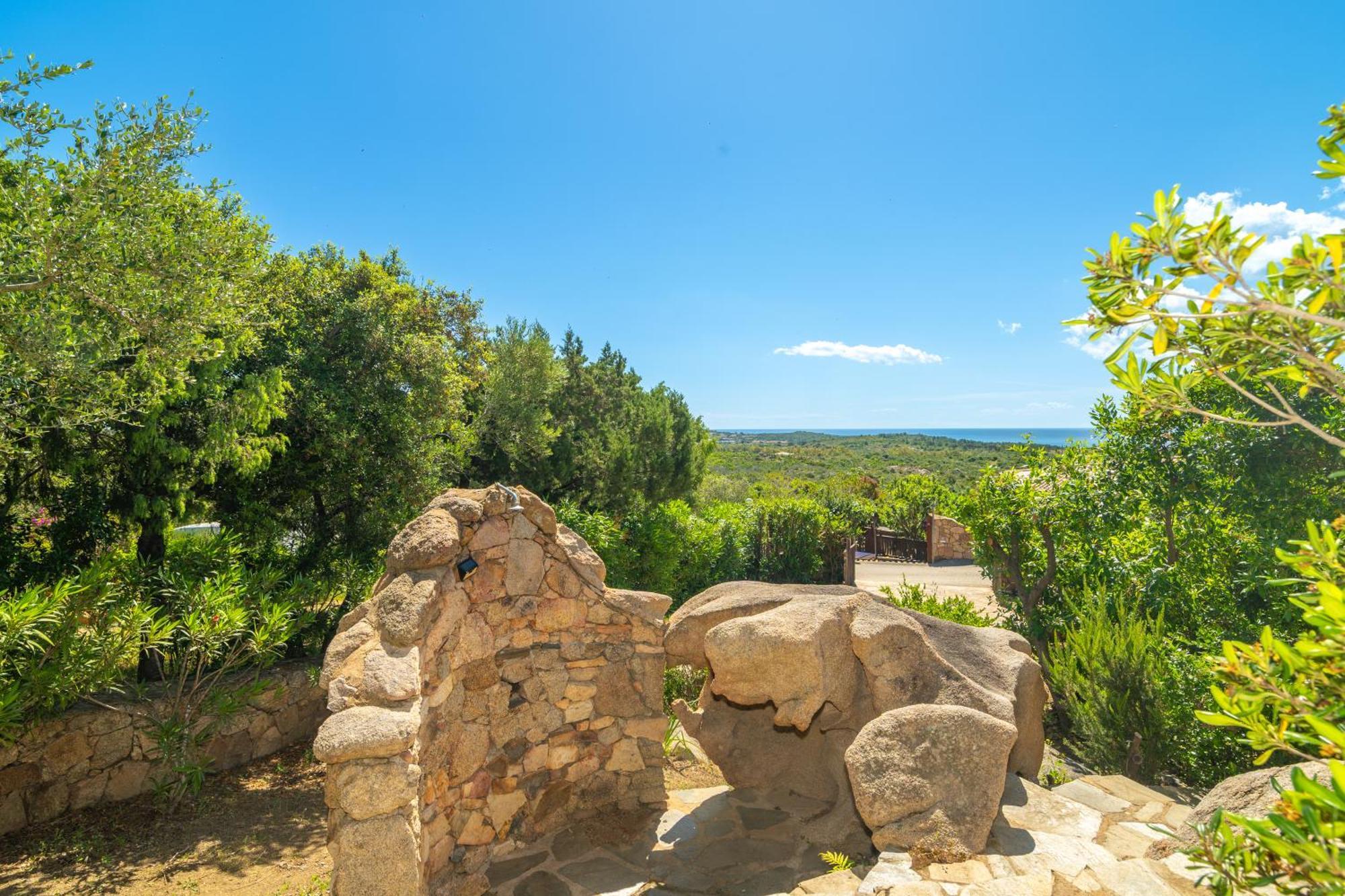 Villa Vista Mare Cala Ginepro Punta Molara Eksteriør billede