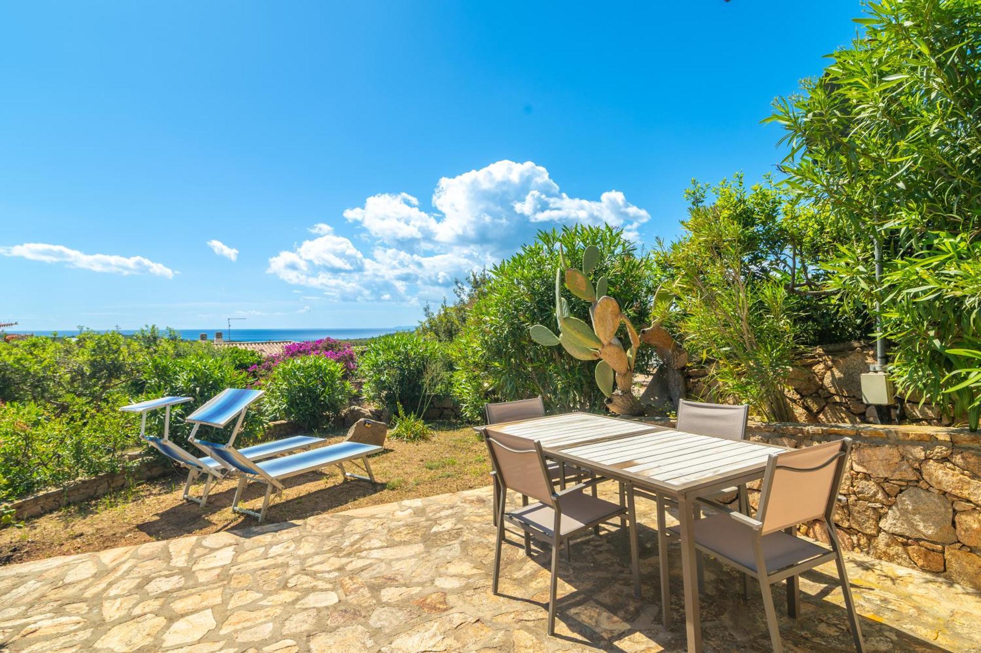 Villa Vista Mare Cala Ginepro Punta Molara Eksteriør billede